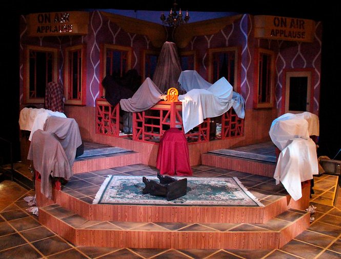 It's a Wonderful Life A Live Radio Play set at the start of the show